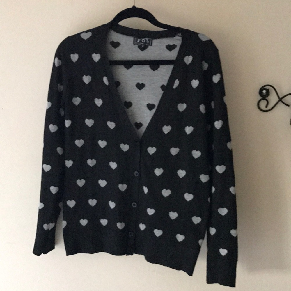 Queen of hearts V neck cardigan